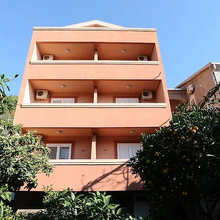 Lägenhet D&r Boreta Budva